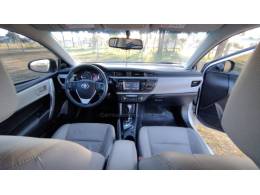 TOYOTA - COROLLA - 2016/2017 - Branca - R$ 92.900,00