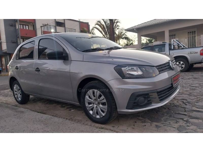 VOLKSWAGEN - GOL - 2017/2018 - Cinza - R$ 44.900,00
