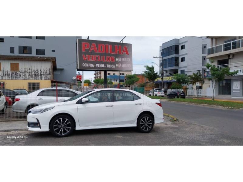 TOYOTA - COROLLA - 2018/2018 - Branca - R$ 110.000,00