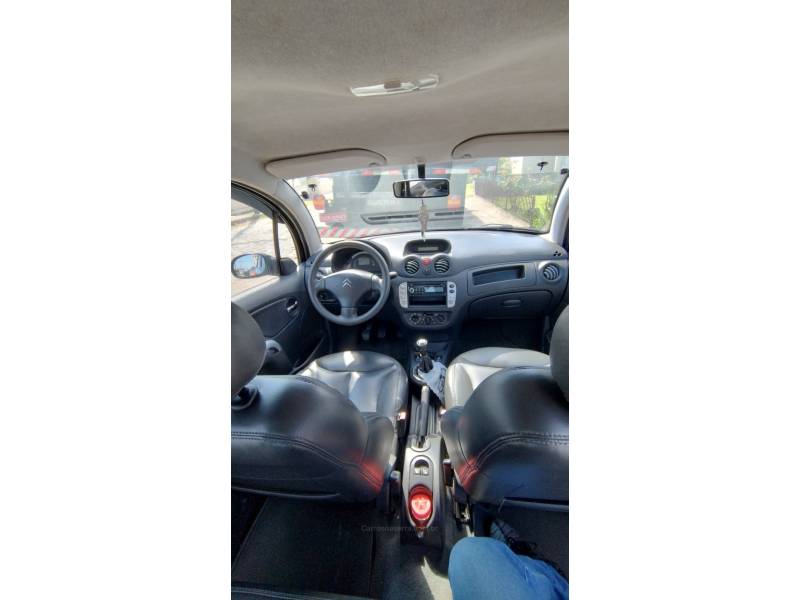 CITROËN - C3 - 2010/2011 - Preta - R$ 25.000,00