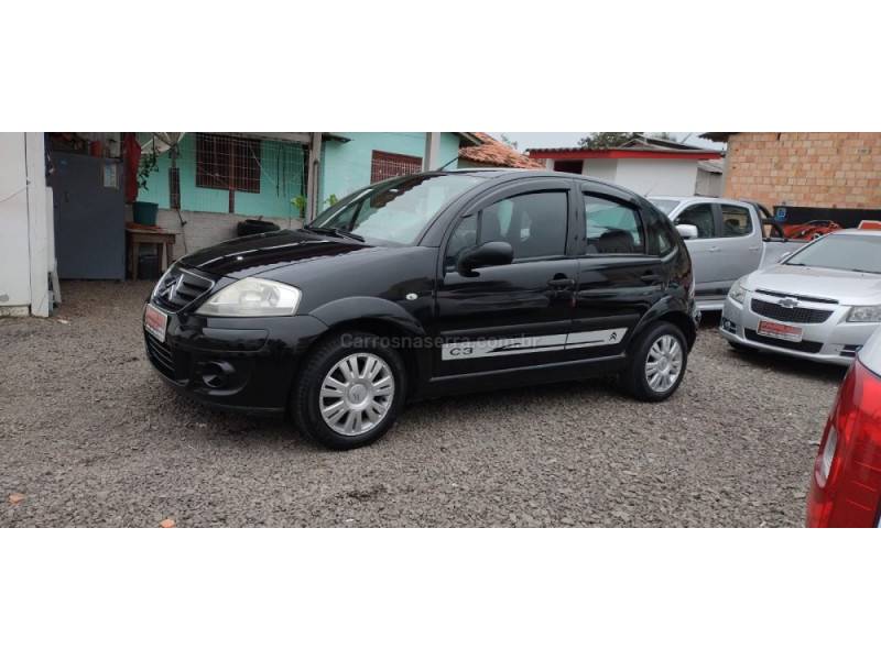 CITROËN - C3 - 2010/2011 - Preta - R$ 25.000,00