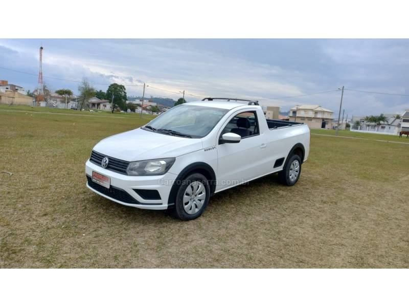 VOLKSWAGEN - SAVEIRO - 2017/2018 - Branca - R$ 55.000,00