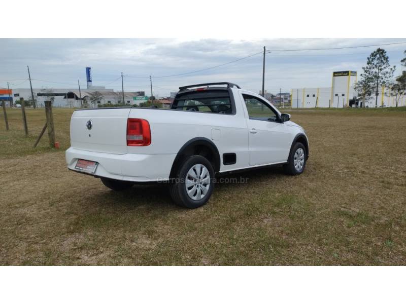 VOLKSWAGEN - SAVEIRO - 2017/2018 - Branca - R$ 55.000,00