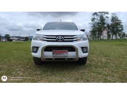 TOYOTA - HILUX - 2020/2020 - Branca - R$ 190.000,00