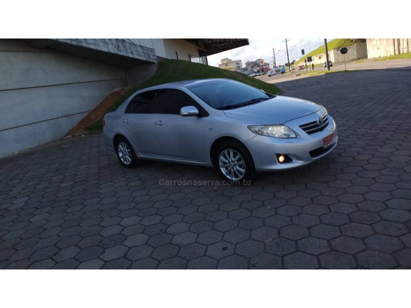 TOYOTA - COROLLA - 2009/2010 - Prata - R$ 58.900,00