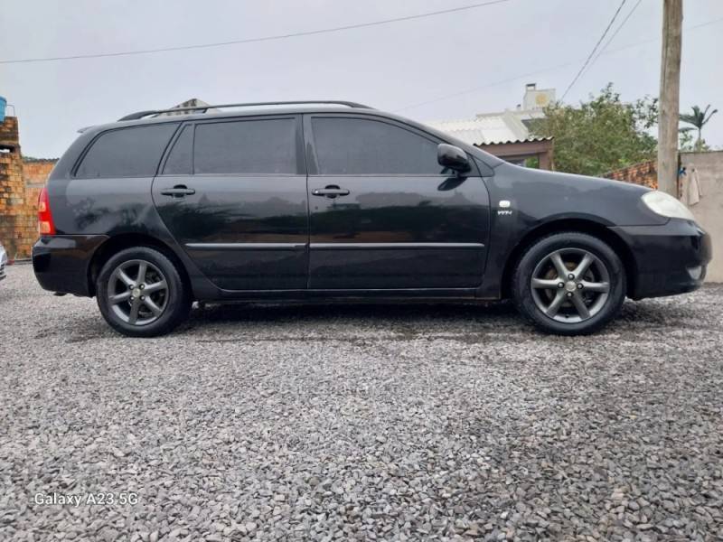 TOYOTA - FIELDER - 2006/2006 - Preta - R$ 33.900,00