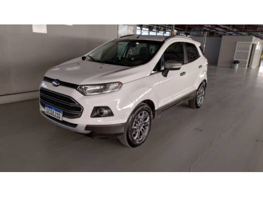 FORD - ECOSPORT - 2015/2016 - Branca - R$ 59.999,00