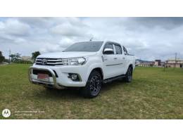 TOYOTA - HILUX - 2020/2020 - Branca - R$ 190.000,00