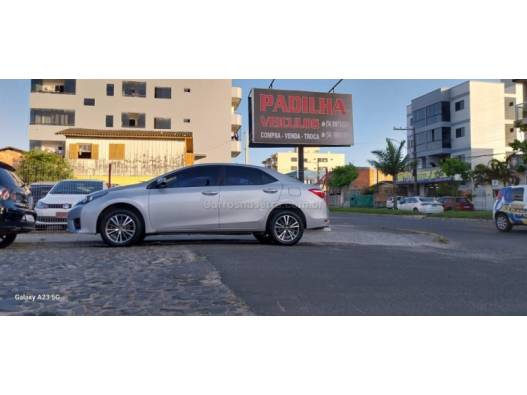 TOYOTA - COROLLA - 2016/2017 - Prata - R$ 85.000,00