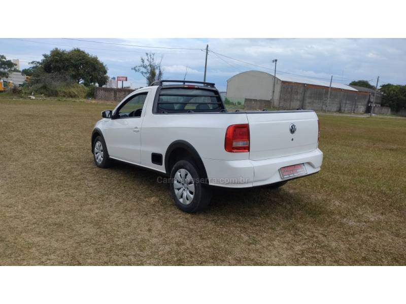 VOLKSWAGEN - SAVEIRO - 2017/2018 - Branca - R$ 55.000,00